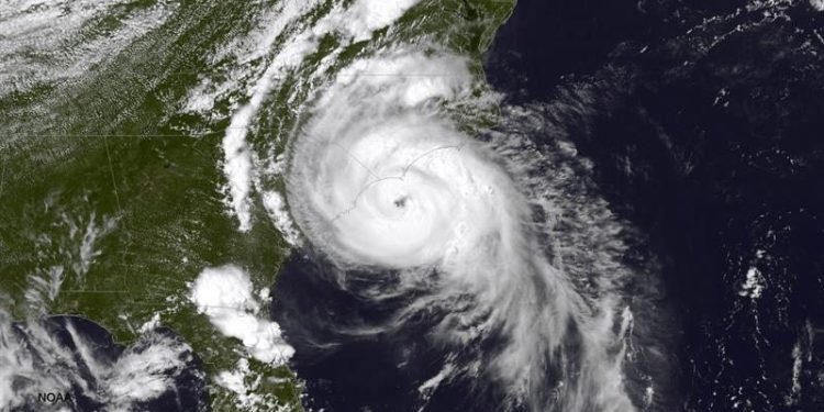 La tormenta Arthur, la primera del Atlántico, se forma frente a las costas de Texas